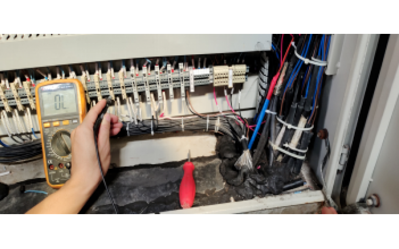 脱盐水控制柜24V电源正接地电阻等于零-北京科技股份有限公司