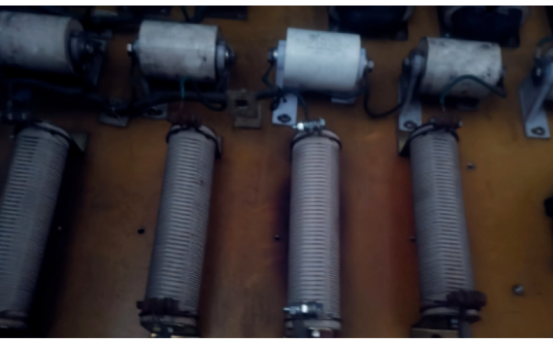 贵阳科技股份有限公司-电工最怕软故障，但是修好的那一刻，很骄傲！