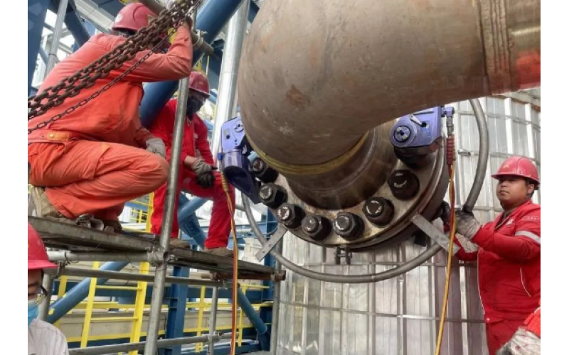 M90螺栓拧紧用哪个液压扳手用型号？